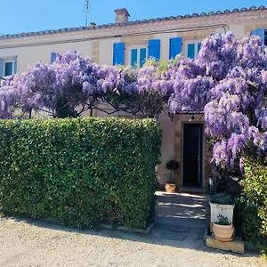  Hébergement de vacances Des Glycines