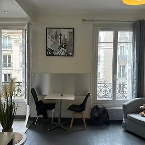 https://cosy-studio-chatelets-les-halles.fr-paris.fr